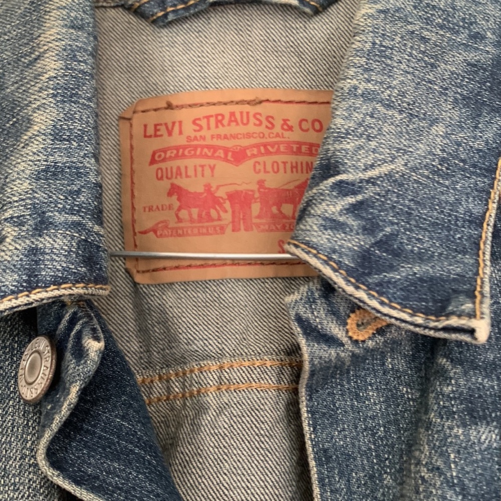 Levi’s Jean Jacket - image 4
